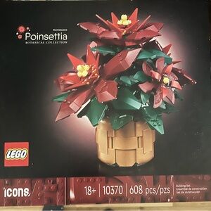 LEGO Icons Poinsettia Set with Red and Green